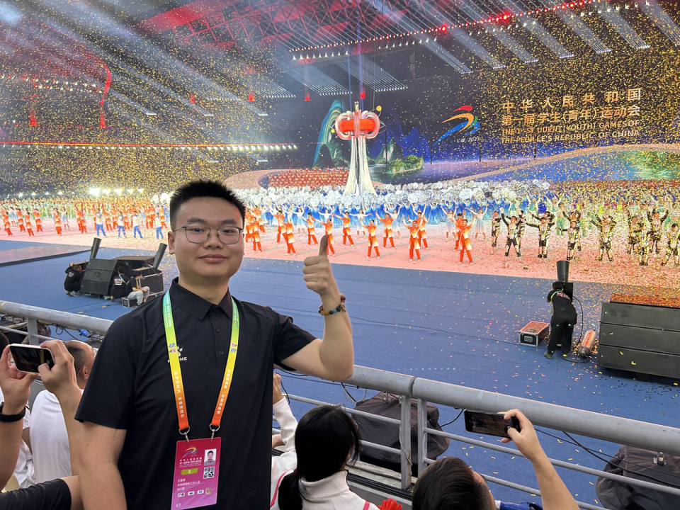 递和以体育, 但很快 递和以体育, 但很快